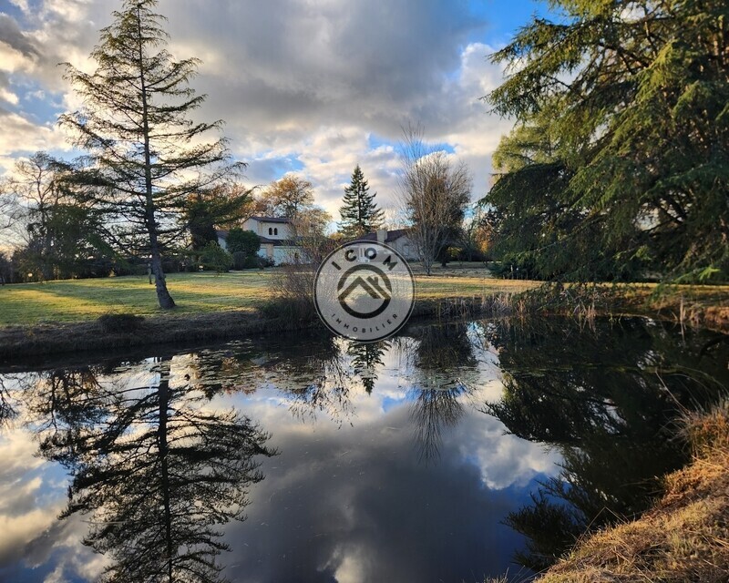 Superbe maison de 230m2 sur 10000m2 - 20251130 161431