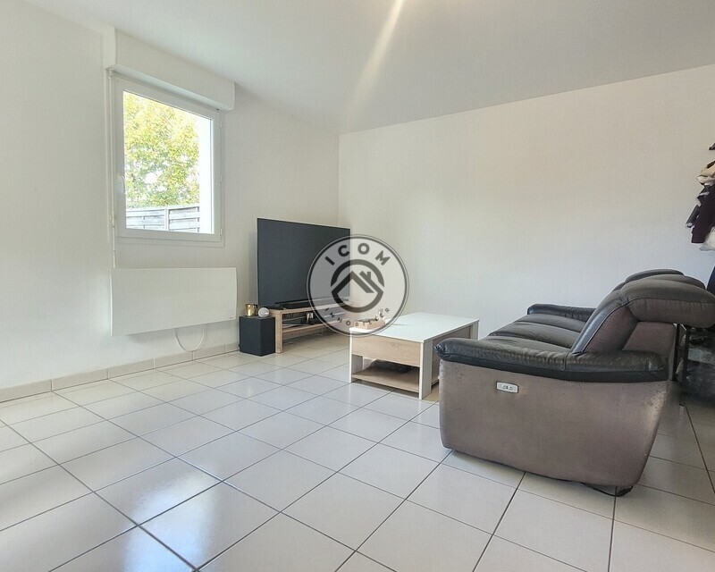  Superbe appartement T3  avec jardin privatif 128 m2  - 3 salon