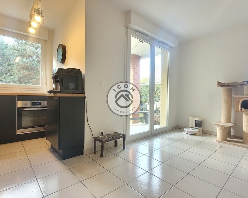  Superbe appartement T3  avec jardin privatif 128 m2  - 2 cusine sejour