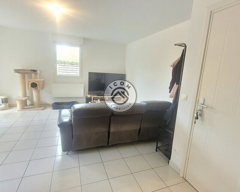  Superbe appartement T3  avec jardin privatif 128 m2  - 4  salon dos