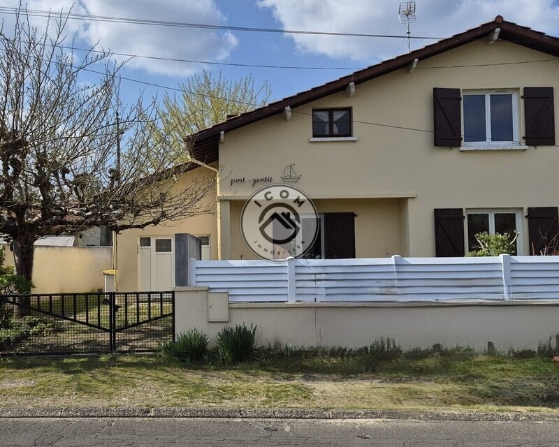 Maison à fort potentiel , quartier recherché  Mont-de-Marsan  - 1 facade maison