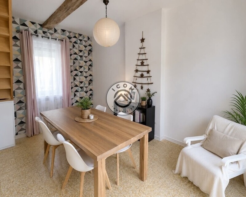 Maison Semi Mitoyenne - B9e0297a-a000-47d9-8000-e46170af403f